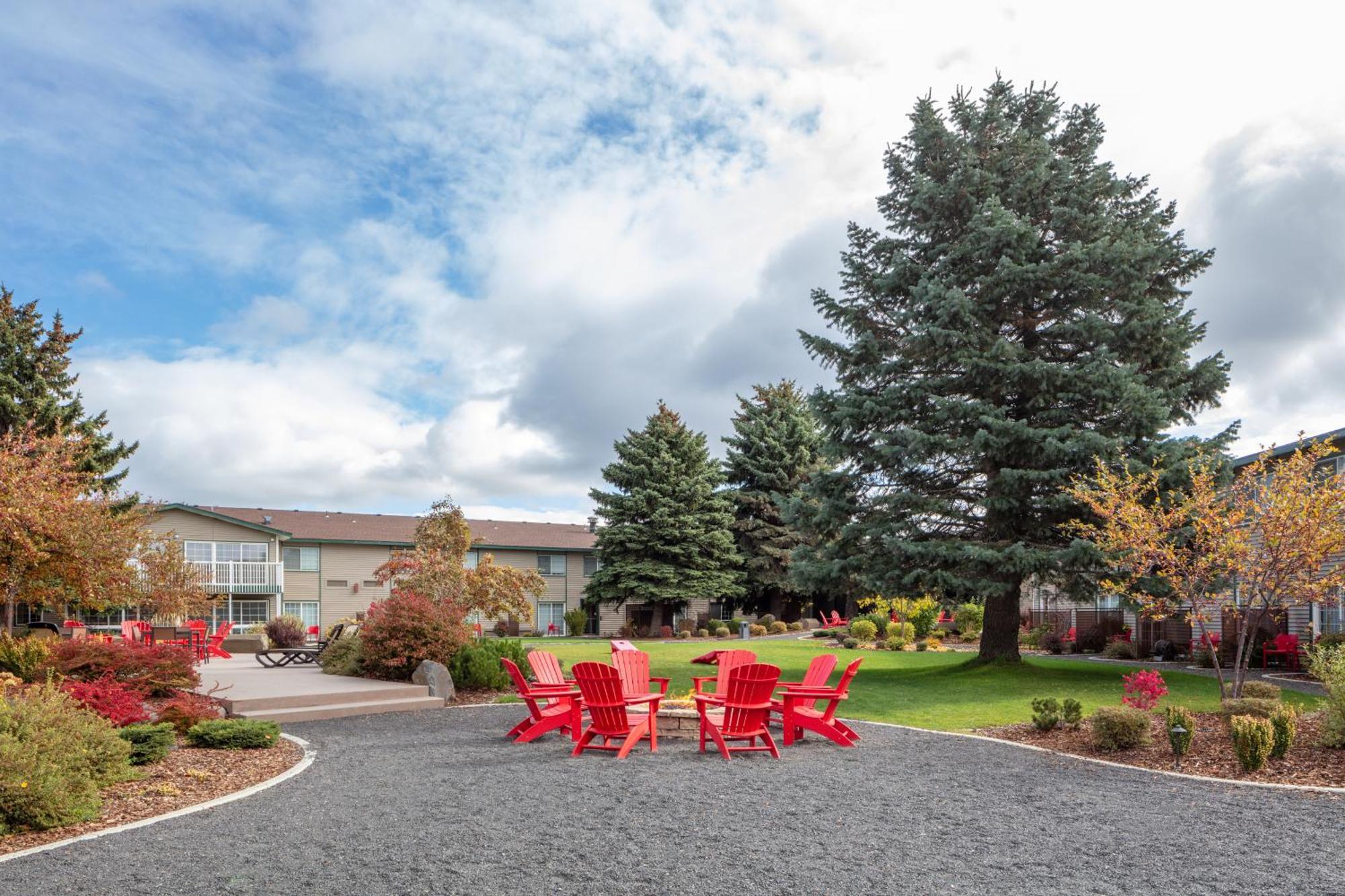 Hotel Ramada By Wyndham Airport 3*